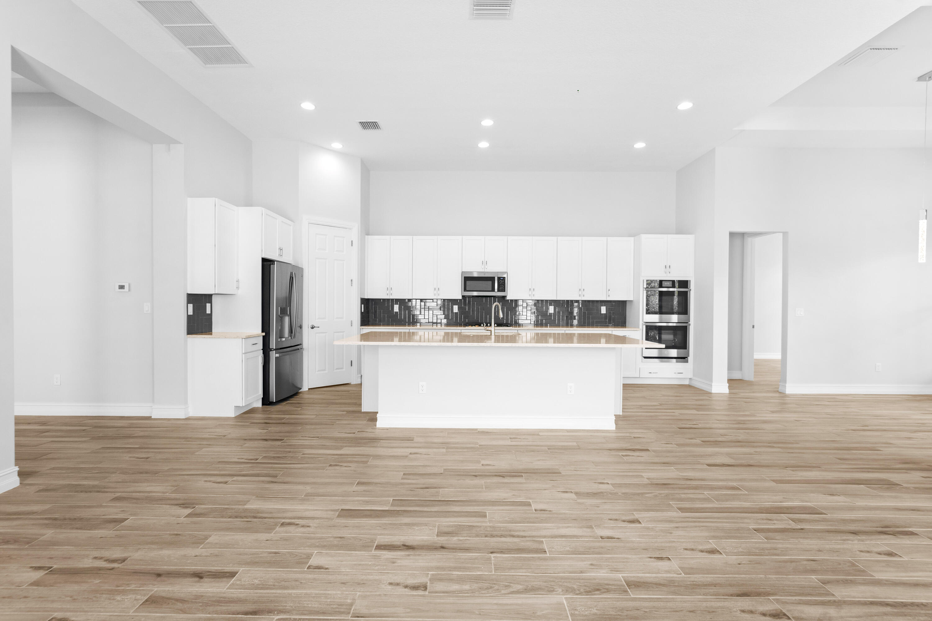 PARKLAND ROYALE - Residential