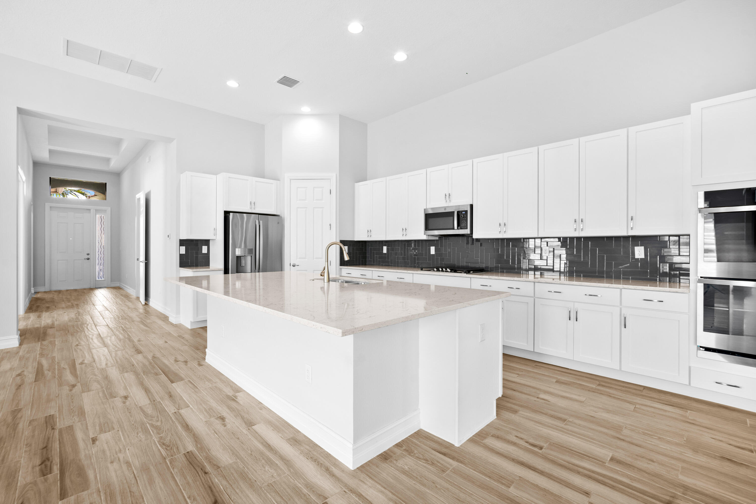 PARKLAND ROYALE - Residential