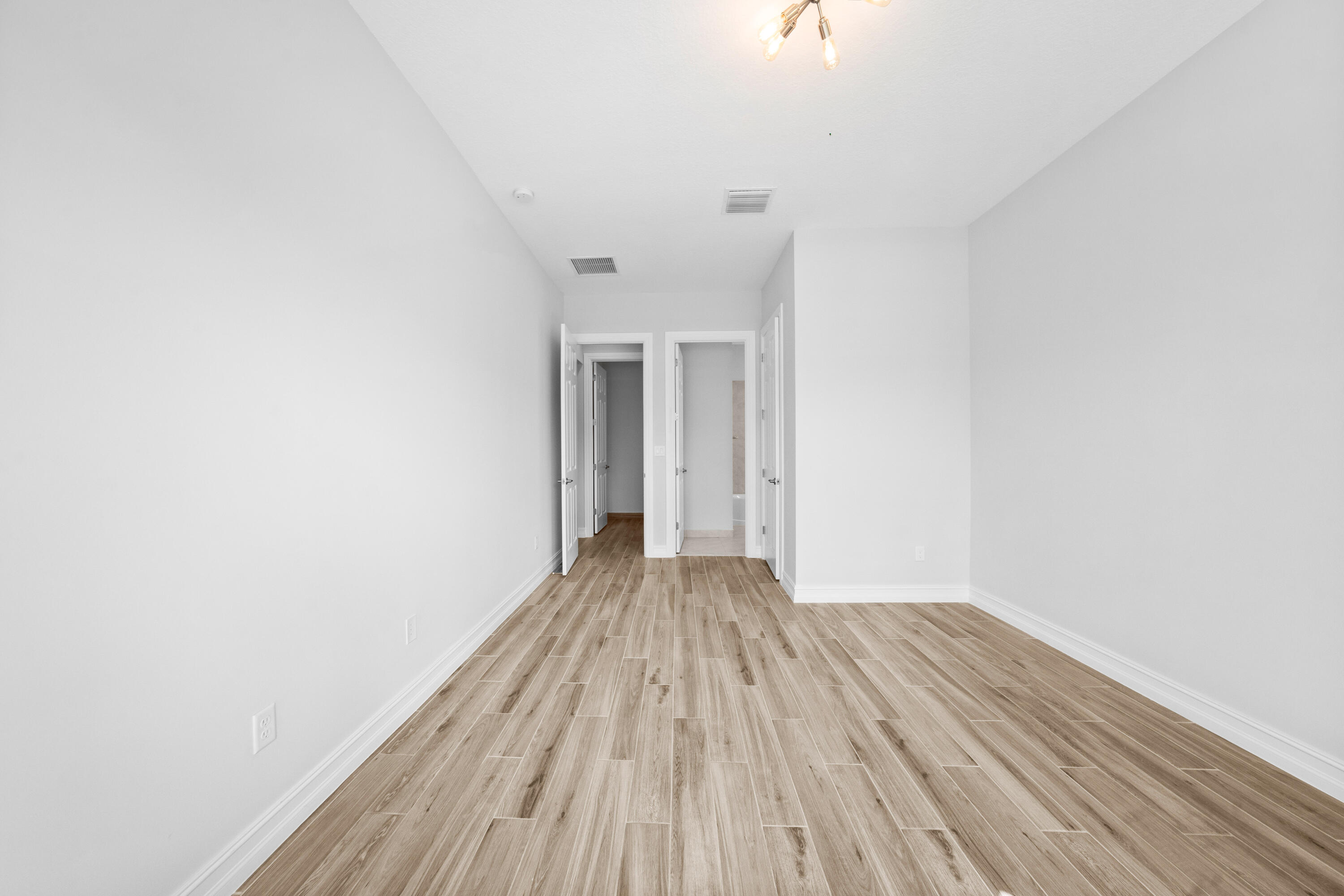 PARKLAND ROYALE - Residential