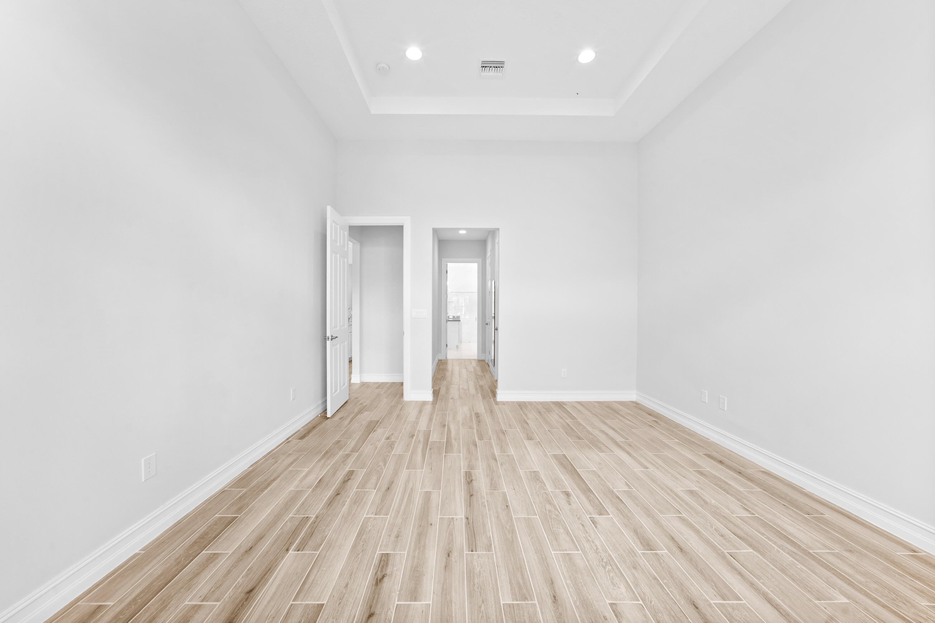 PARKLAND ROYALE - Residential