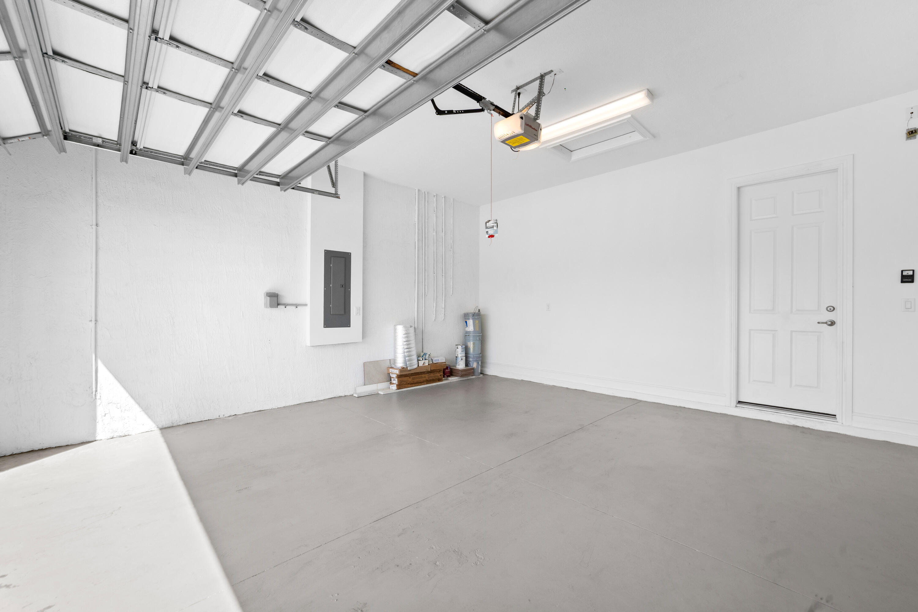 PARKLAND ROYALE - Residential