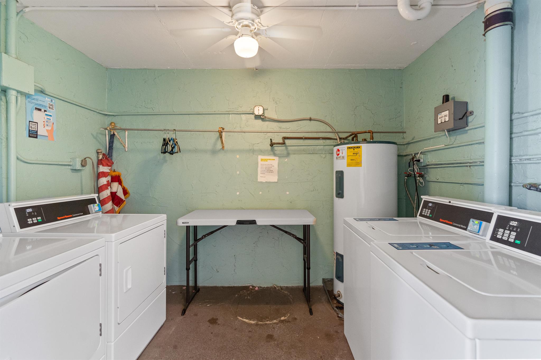 VILLAGE ROYALE GREENVIEW - Residential Lease