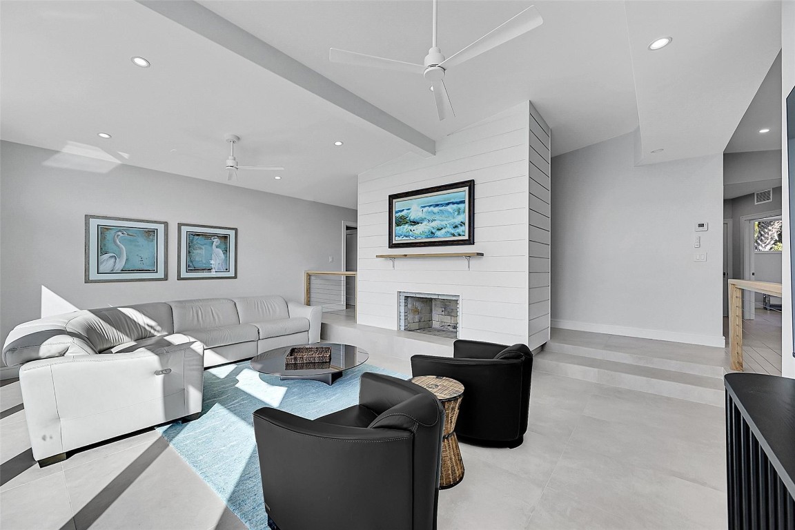 Snug Harbor - Residential