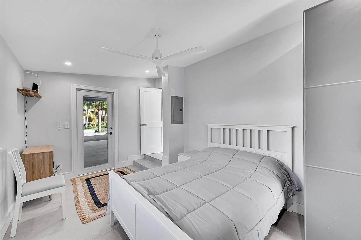 Snug Harbor - Residential