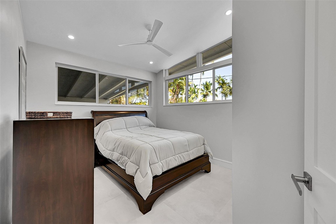 Snug Harbor - Residential