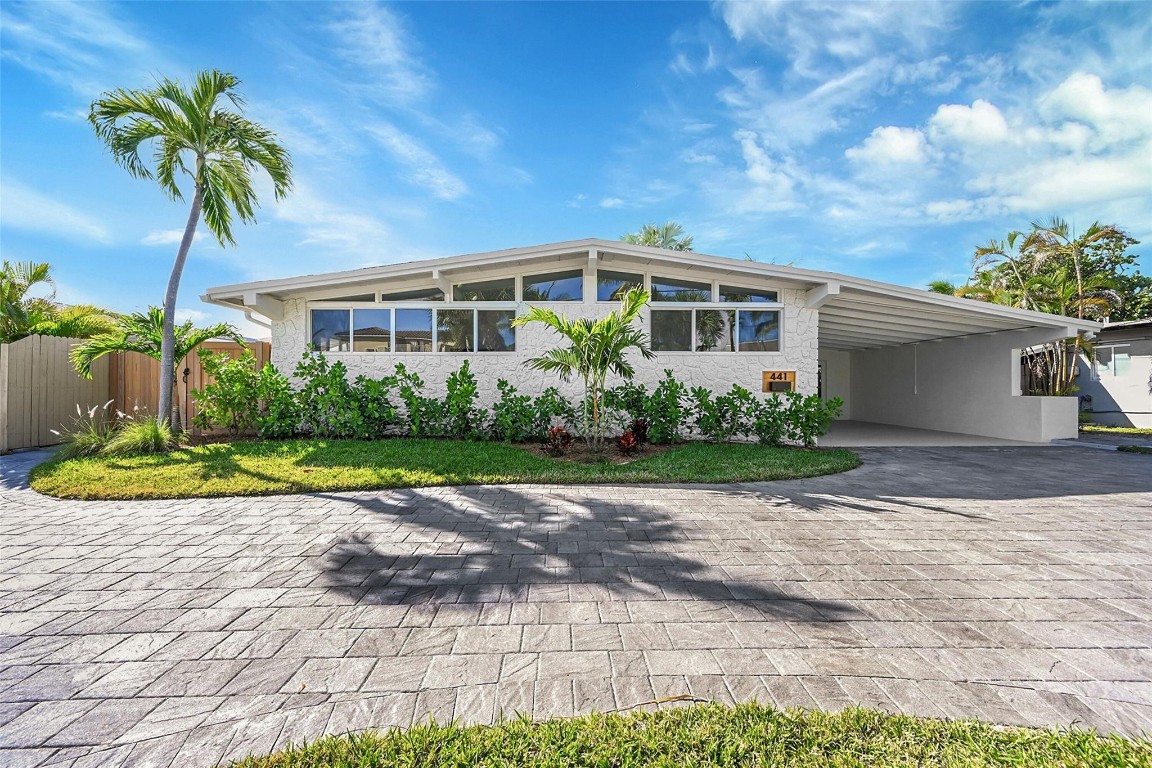 Snug Harbor - Residential