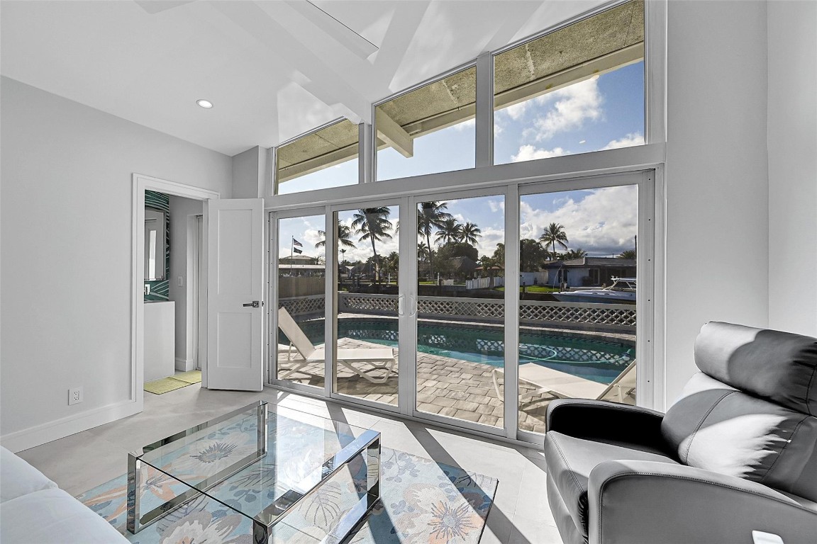 Snug Harbor - Residential