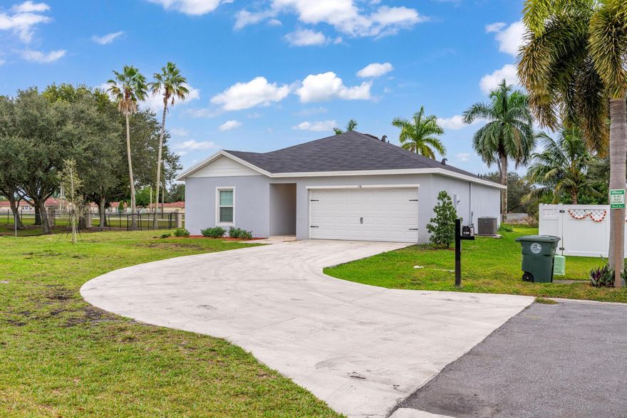 This house, constructed in 2024, is ready for you to move in. With low HOA fees and convenient access to everything, it's situated on a peaceful street.No repairs needed for this home just move in.