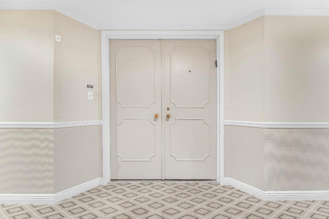 SUTTON PLACE - Residential