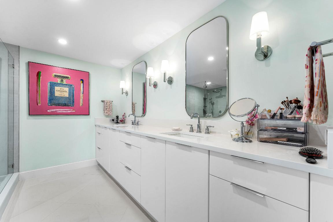 SUTTON PLACE - Residential