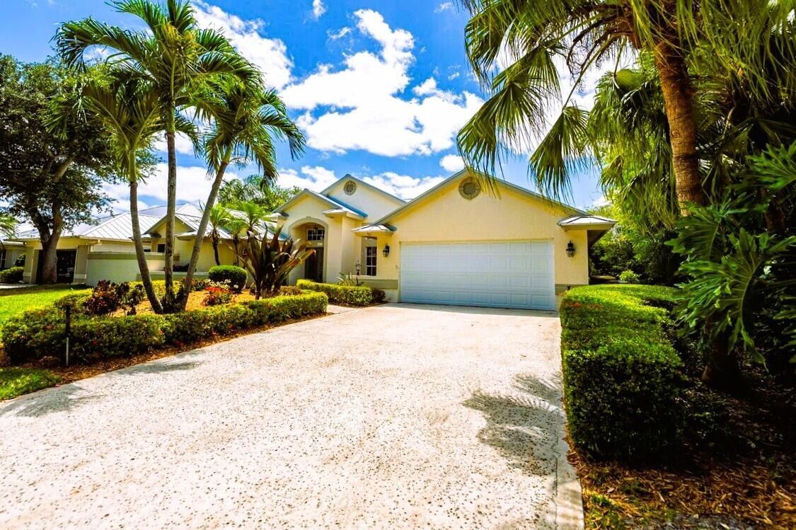 761 SW Lighthouse Drive