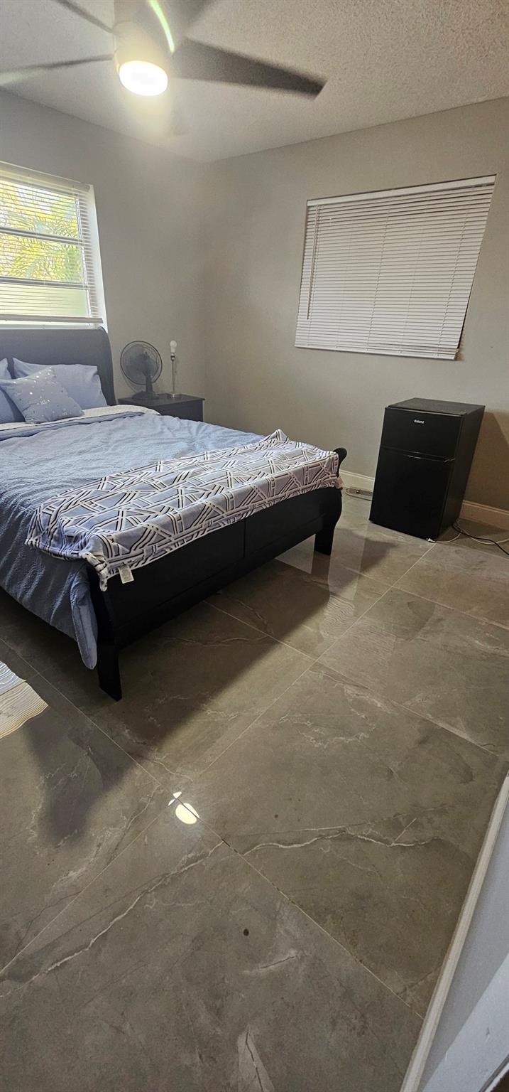 Hollywood Hills Amd 6-31 - Residential