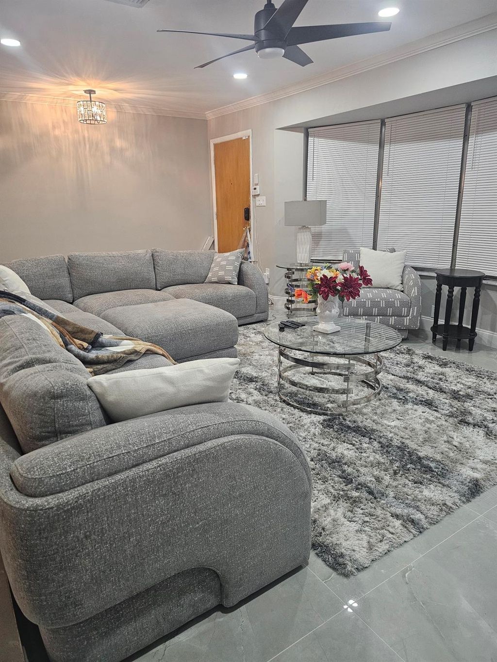 Photo of 5500 Roosevelt St, Hollywood, FL 33021 (MLS # F10533287)