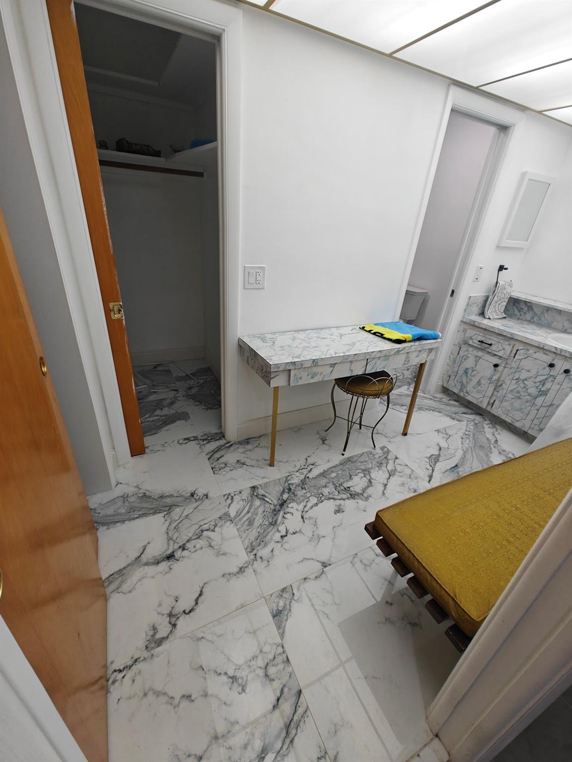 Hollywood Hills Amd 6-31 - Residential