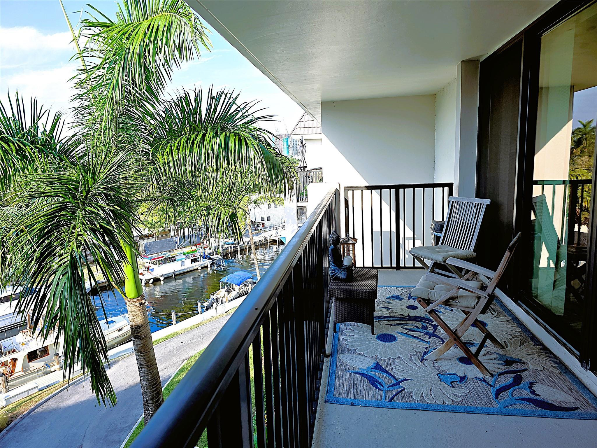 1301 River Reach Drive 507