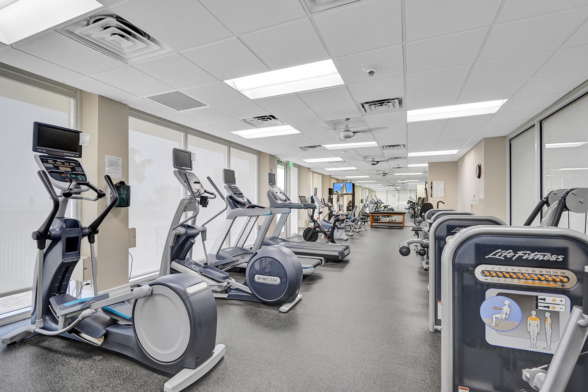 OCEAN TOWERS - Residential