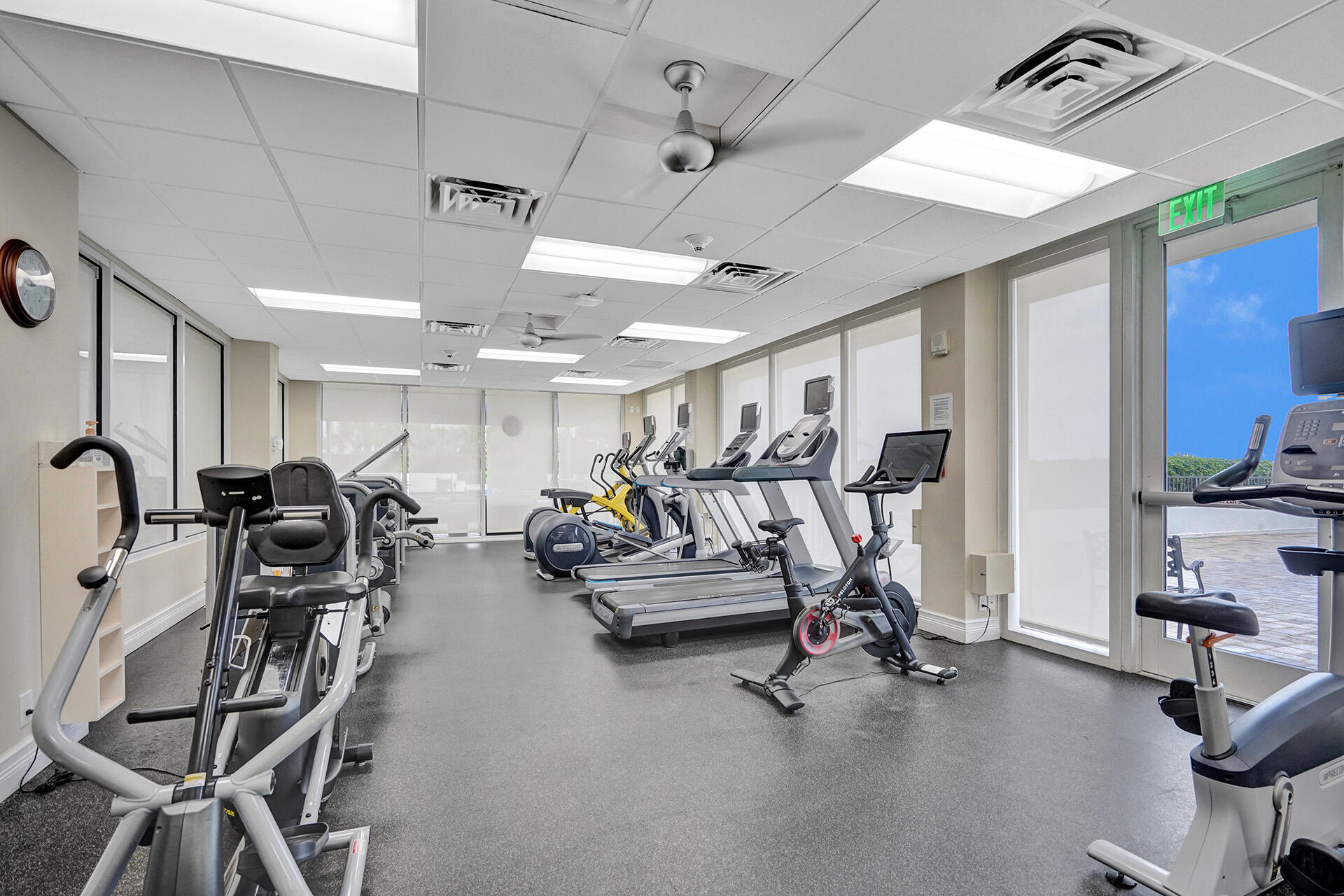 OCEAN TOWERS - Residential