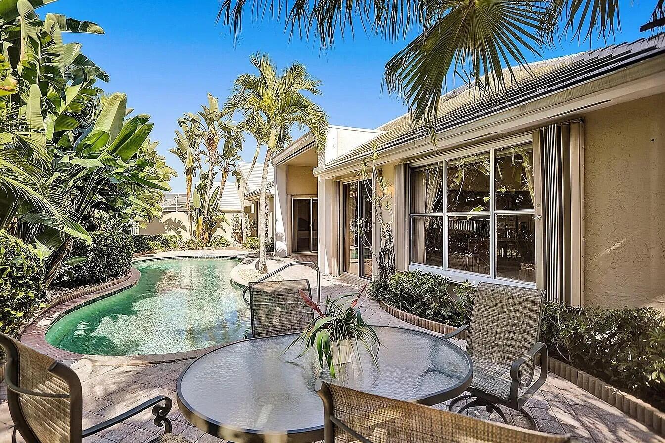 COLONY II THE - Residential Lease