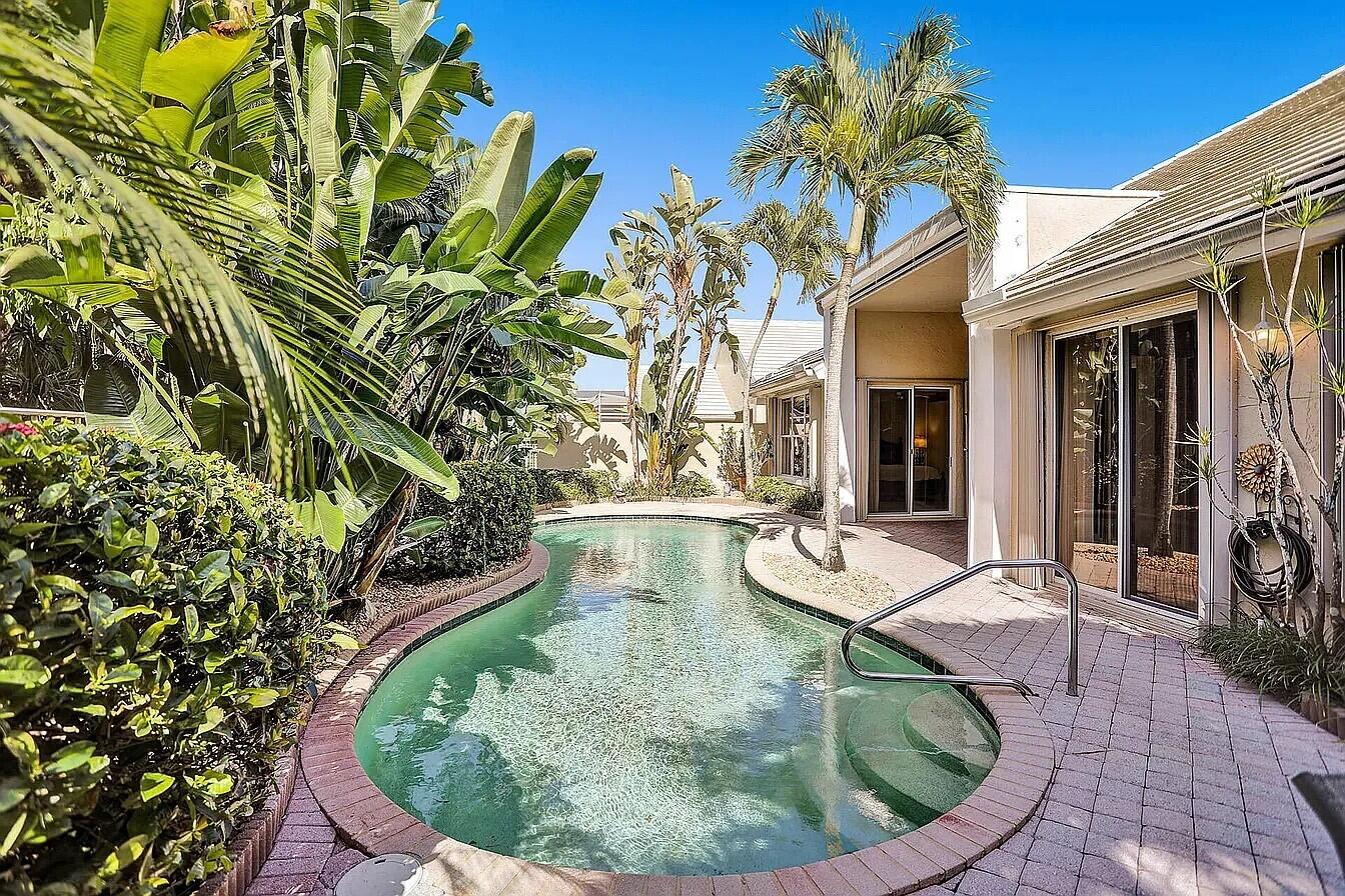 COLONY II THE - Residential Lease