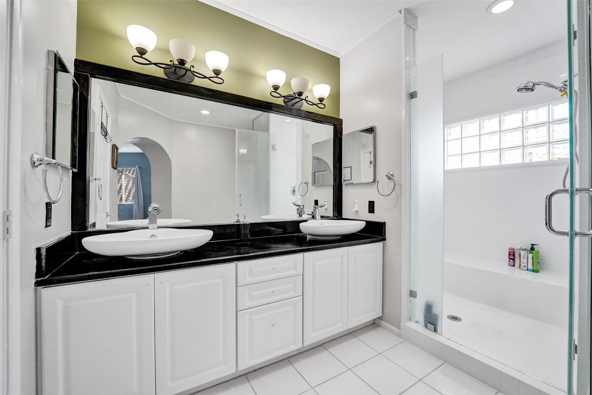 EAST LANDING - Residential