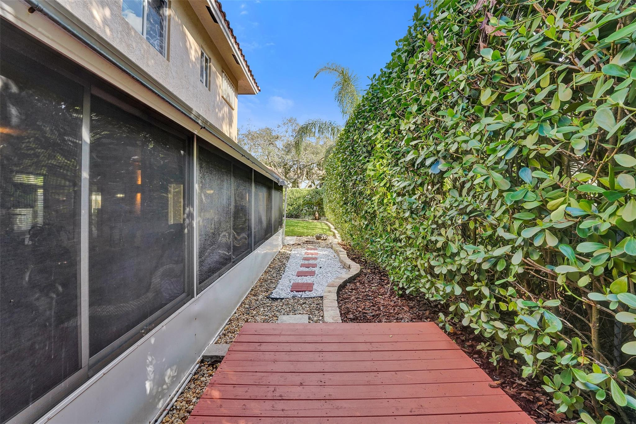 EAST LANDING - Residential