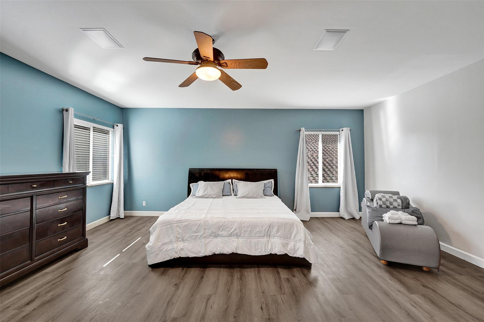 EAST LANDING - Residential