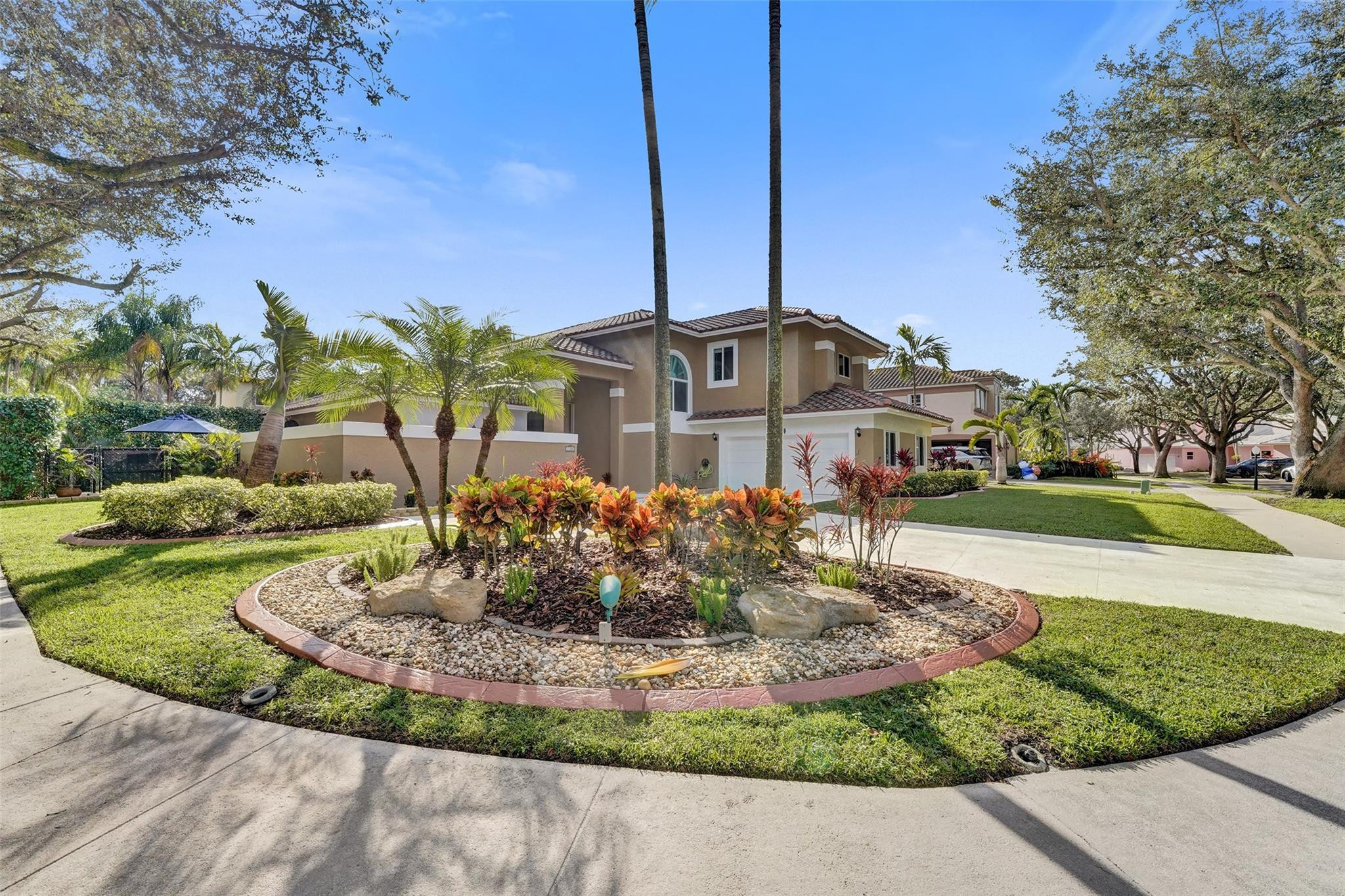 EAST LANDING - Residential