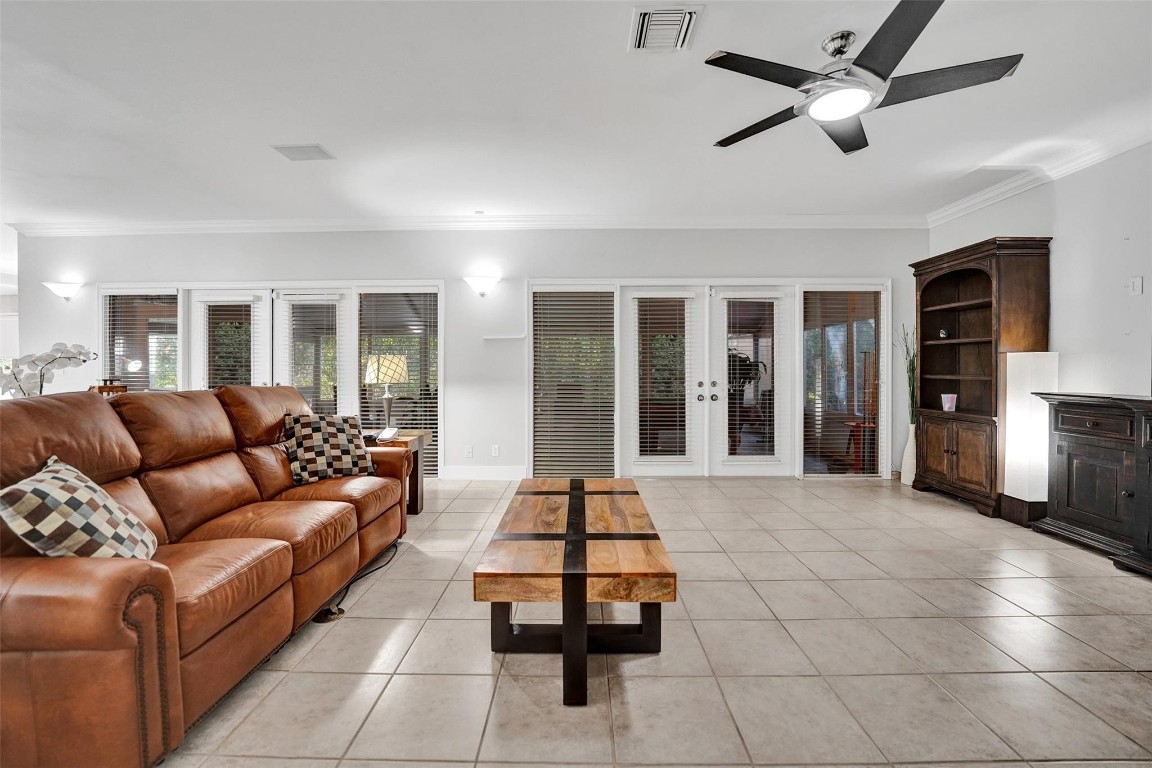 EAST LANDING - Residential