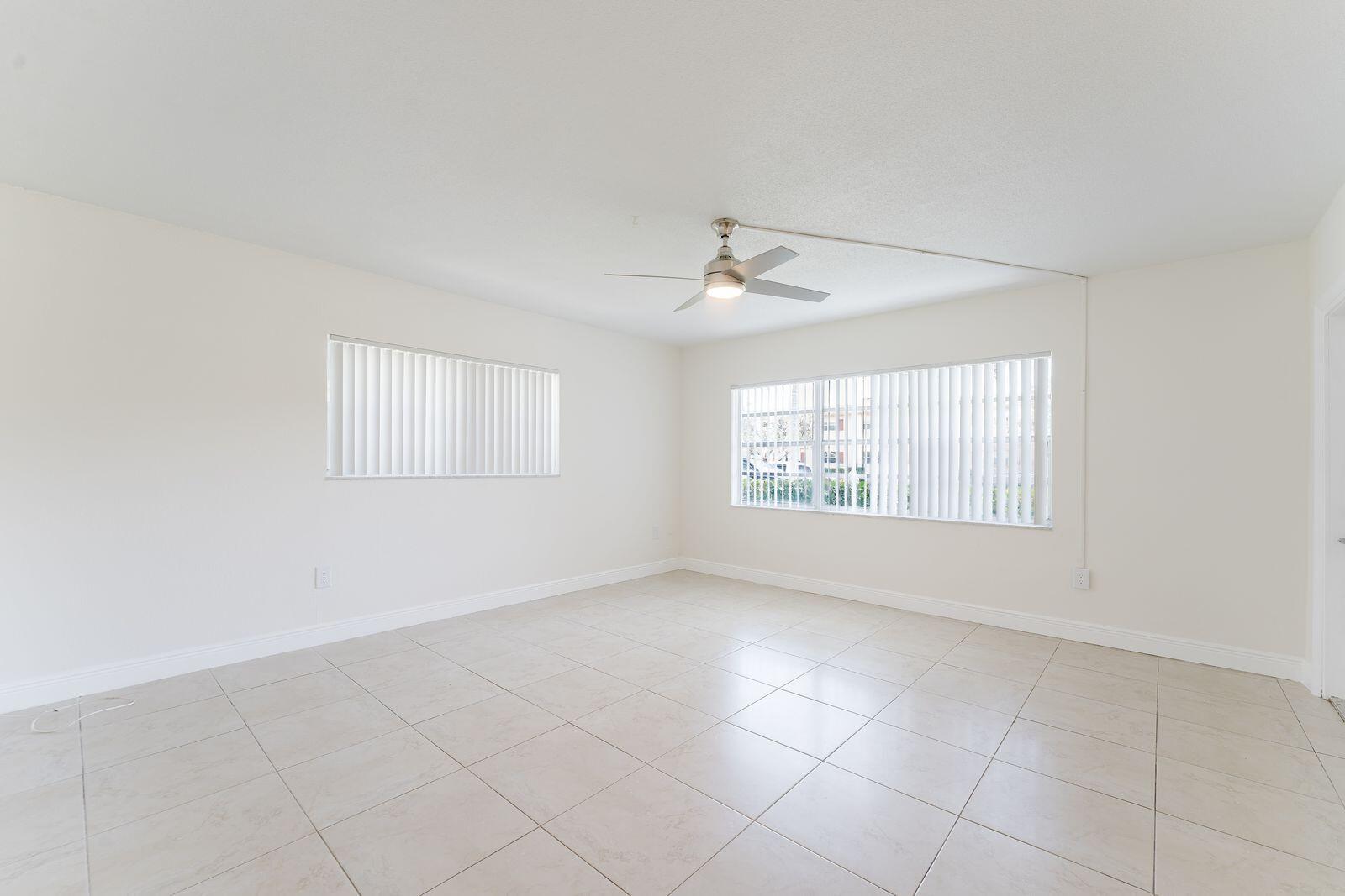 MAYA PALM CONDO APTS - Residential Lease