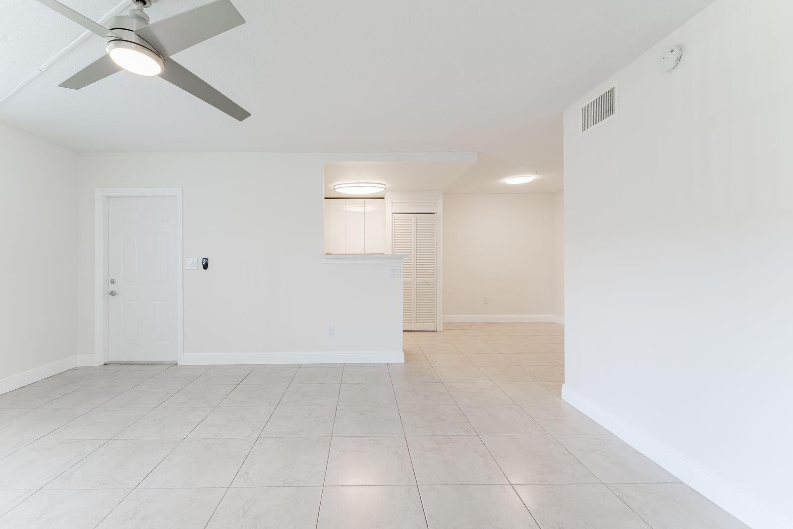 MAYA PALM CONDO APTS - Residential Lease