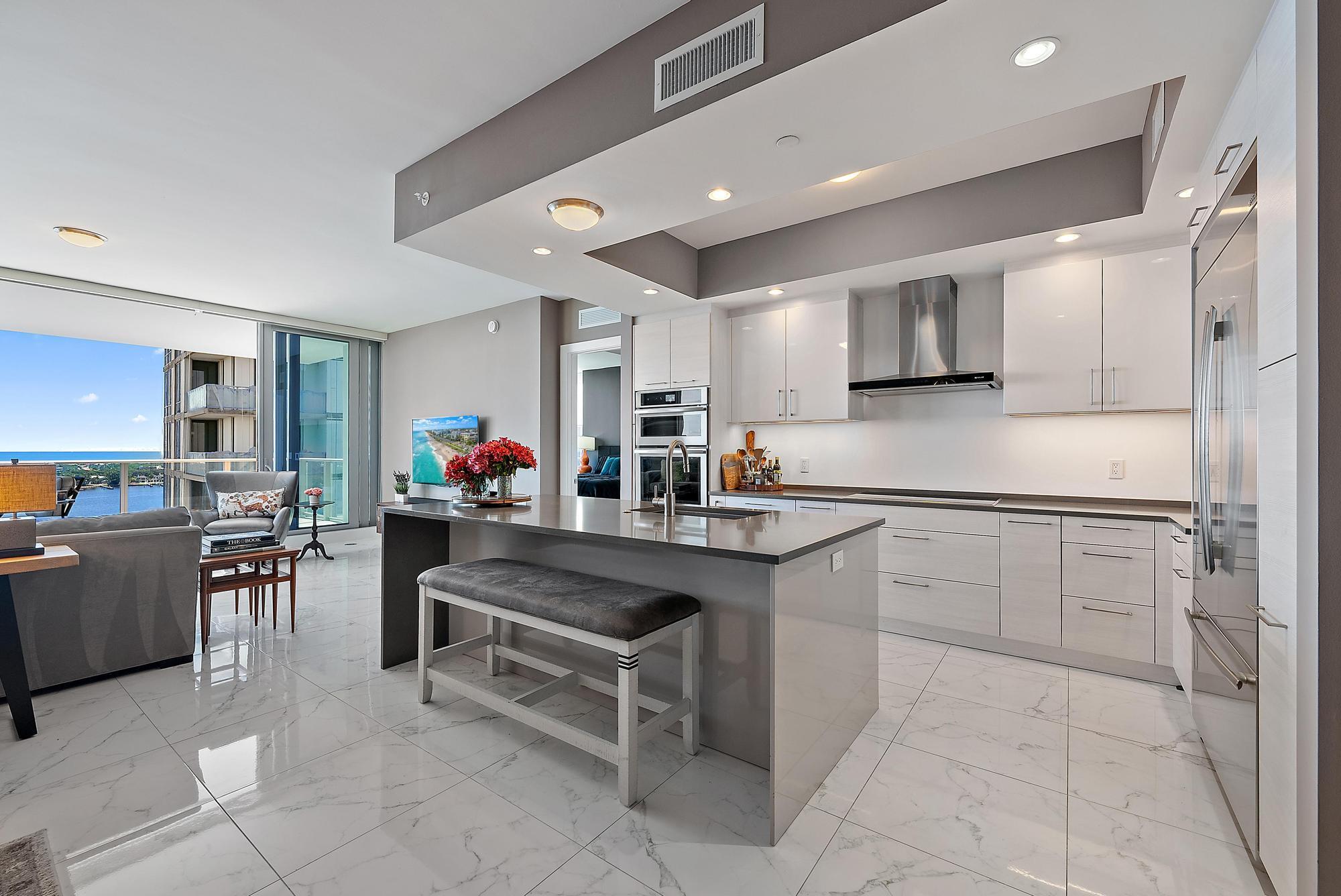 WATER CLUB NORTH PALM BEA - Residential