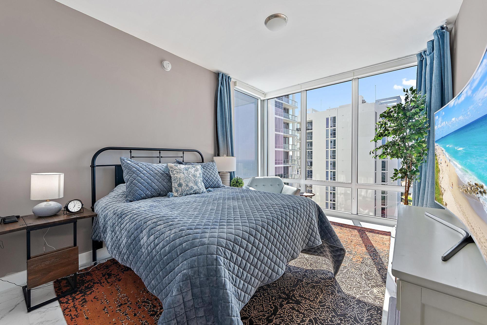 WATER CLUB NORTH PALM BEA - Residential