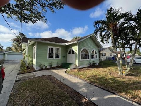 418 NE 4th Street Pompano Beach FL 33060