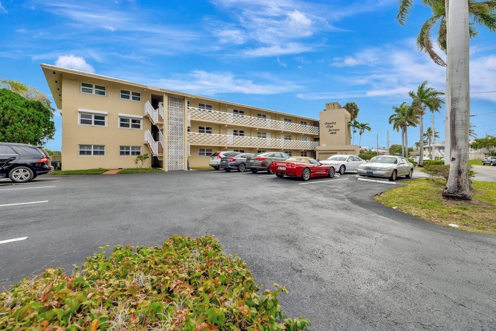 Photo of 4836 NE 23rd Avenue #21, Fort Lauderdale, FL 33308 (MLS # F10490192)