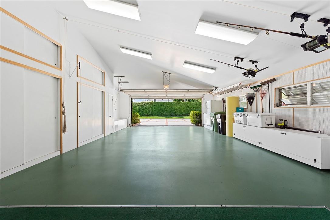 Riviera 6-17 B - Land