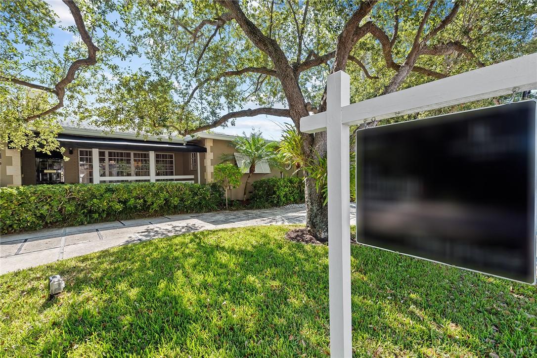 Riviera 6-17 B - Land