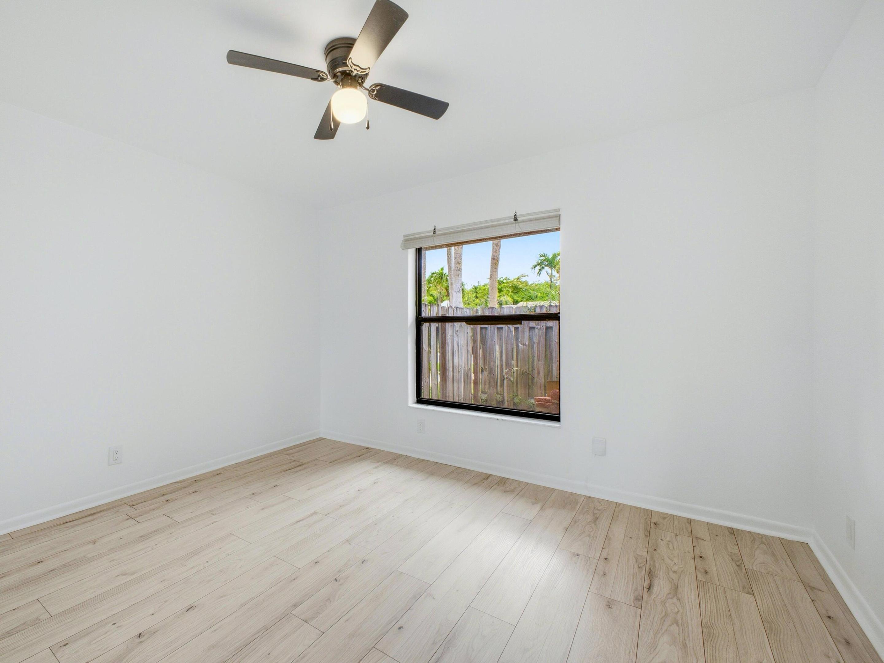 MEADOWS 300 1 - Residential