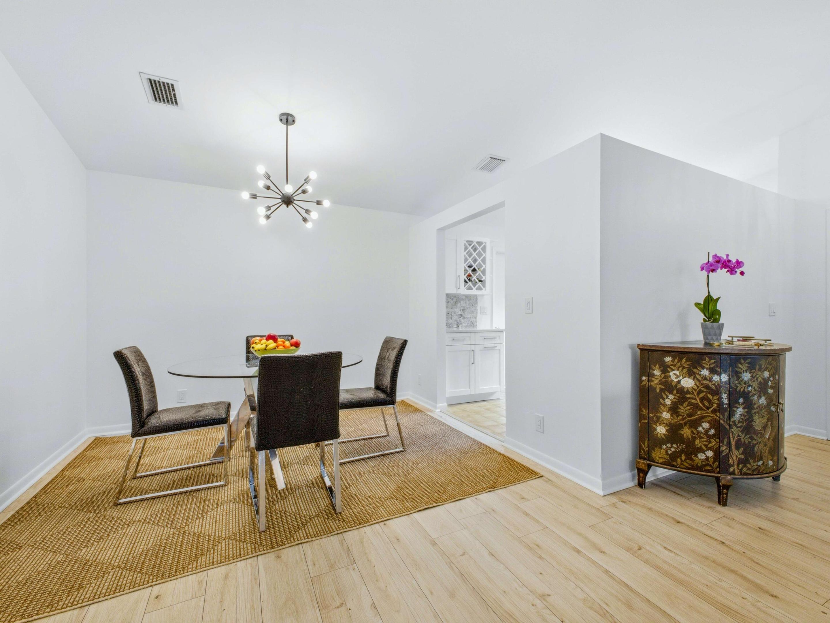 MEADOWS 300 1 - Residential