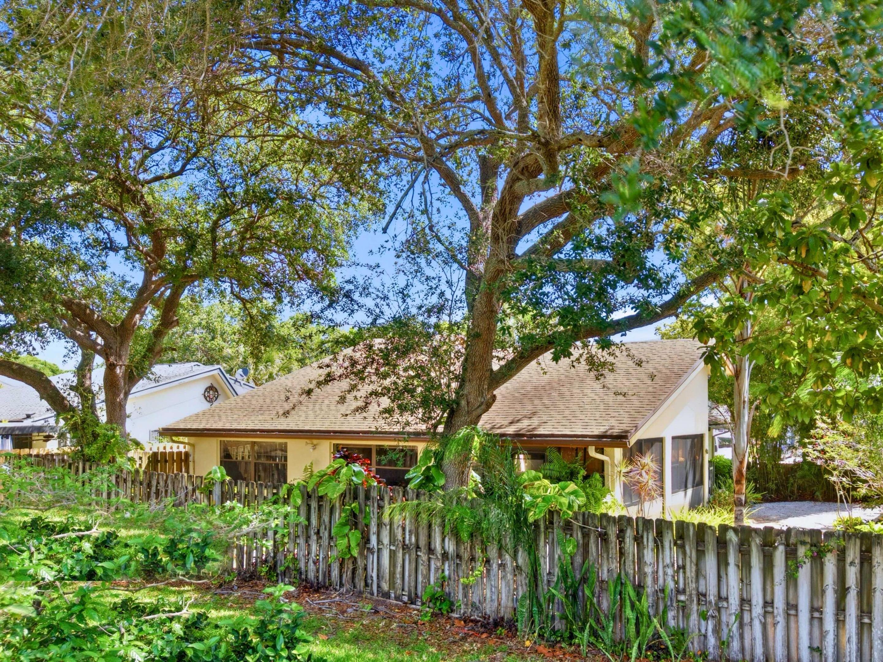 MEADOWS 300 1 - Residential