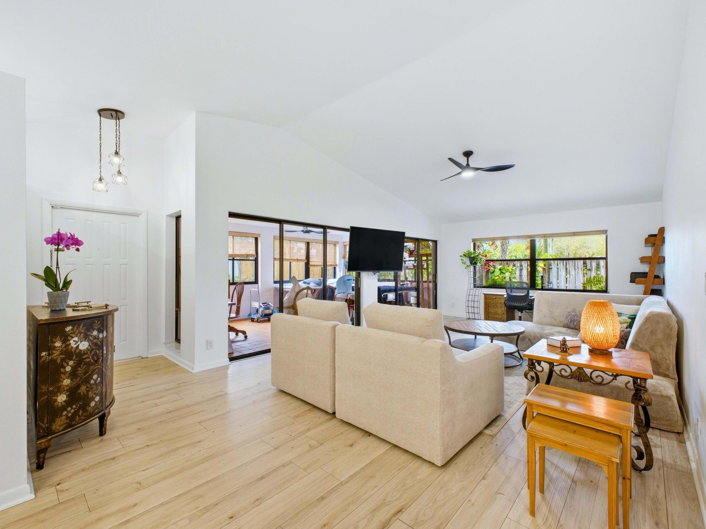 MEADOWS 300 1 - Residential