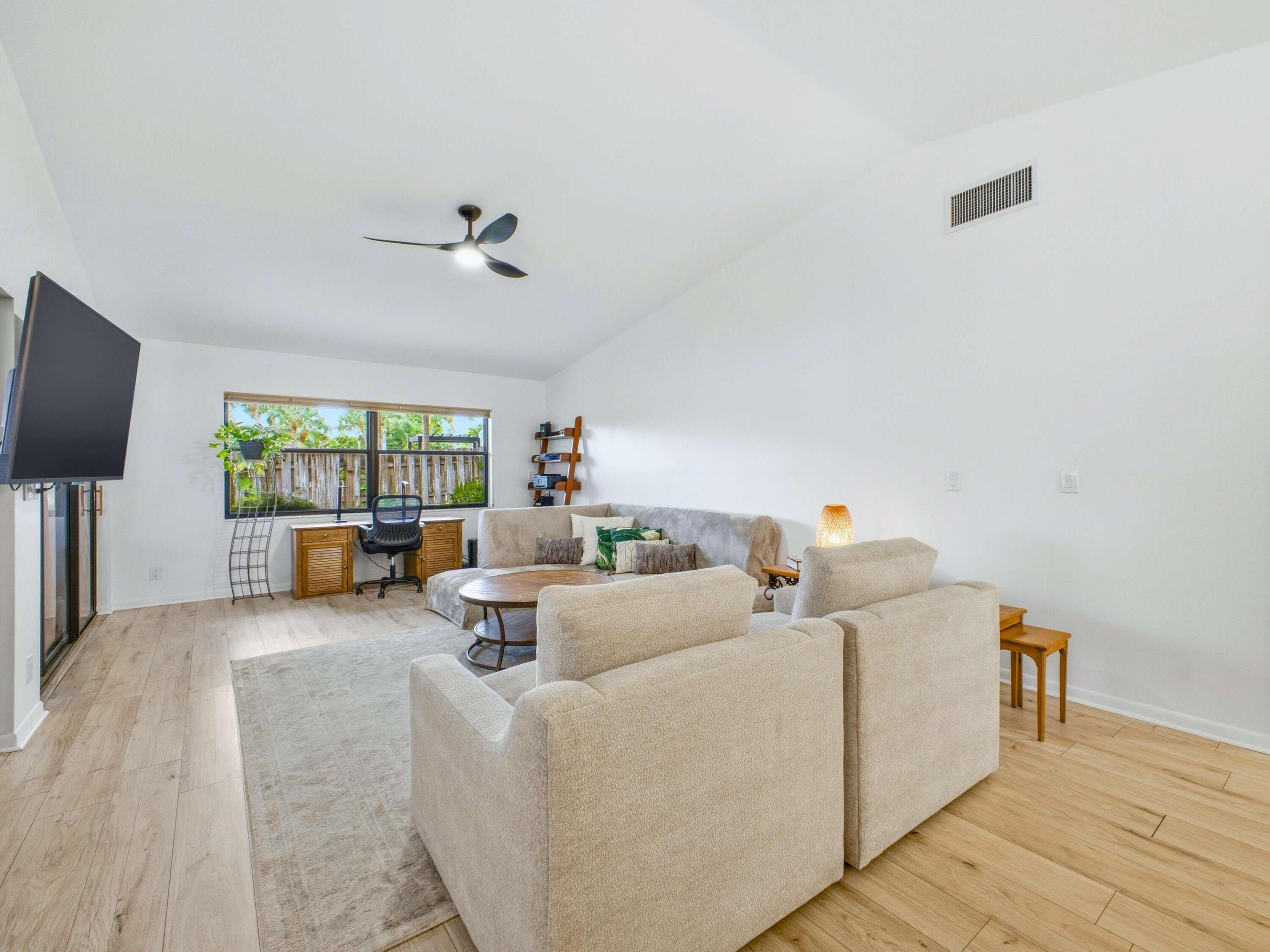 MEADOWS 300 1 - Residential