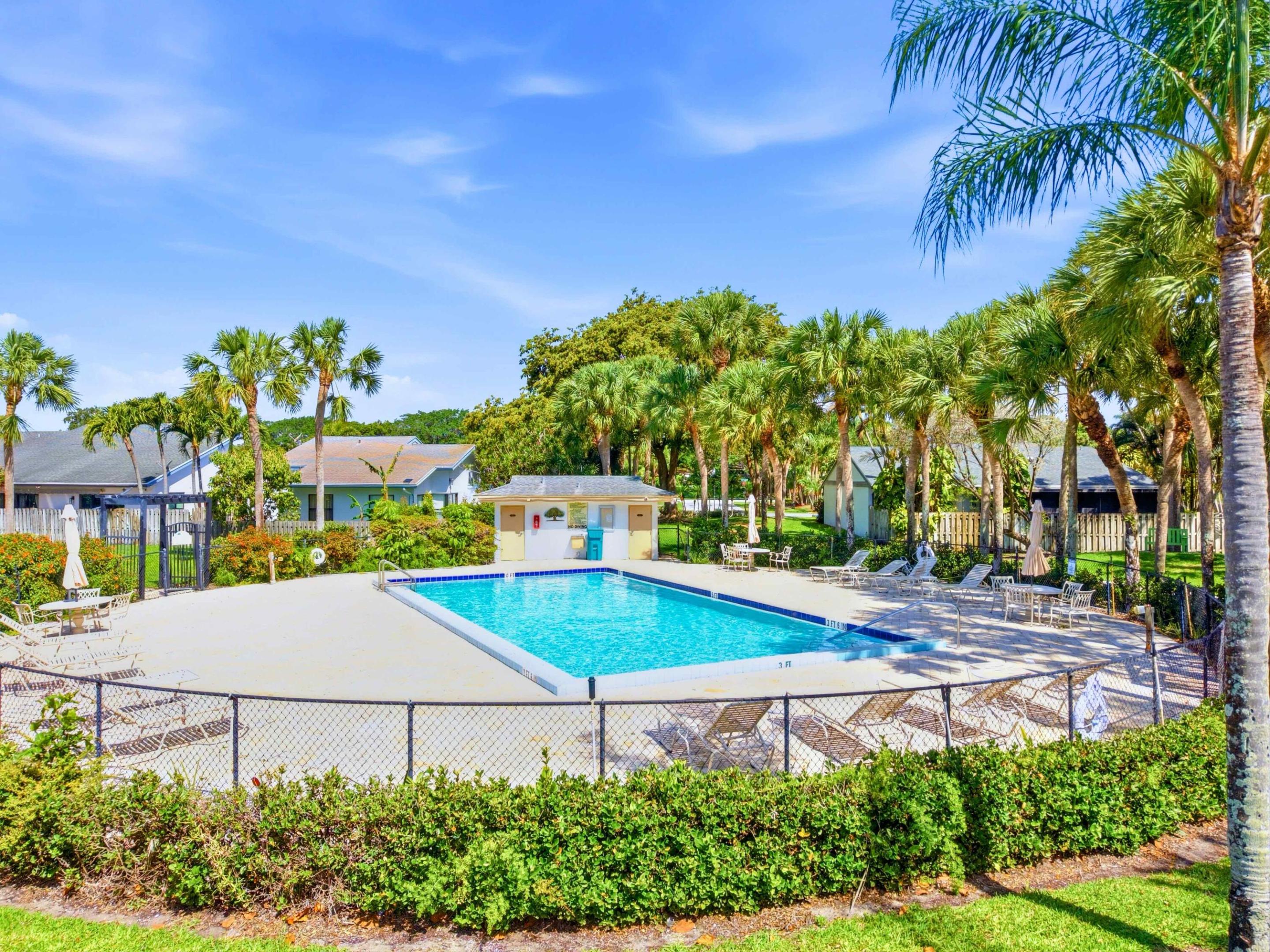 MEADOWS 300 1 - Residential