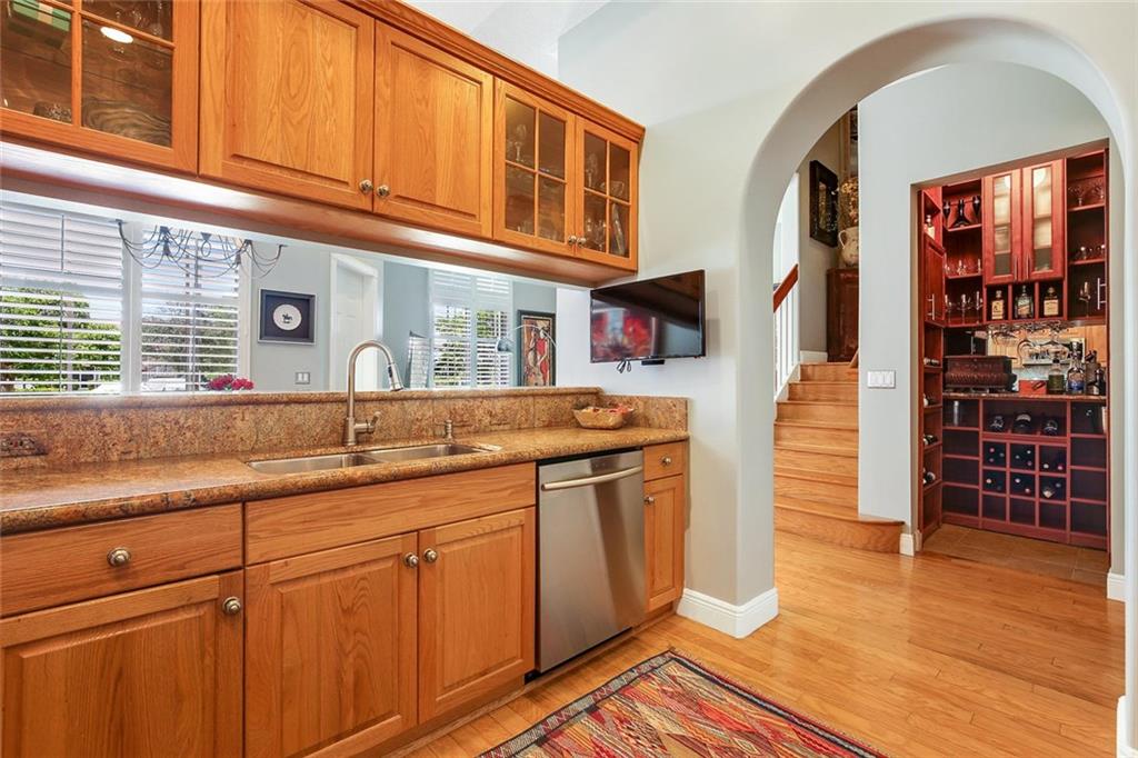 TILLOTSON SQUARE - Residential