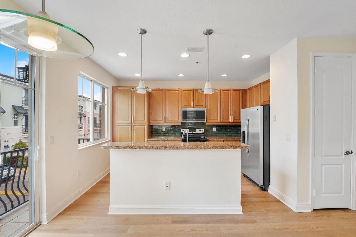 VISTAZO AT BOCA RATON - Residential Lease