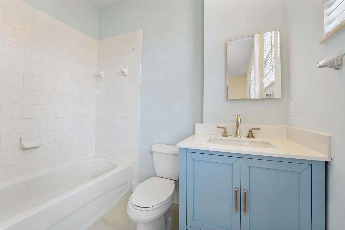 VISTAZO AT BOCA RATON - Residential Lease