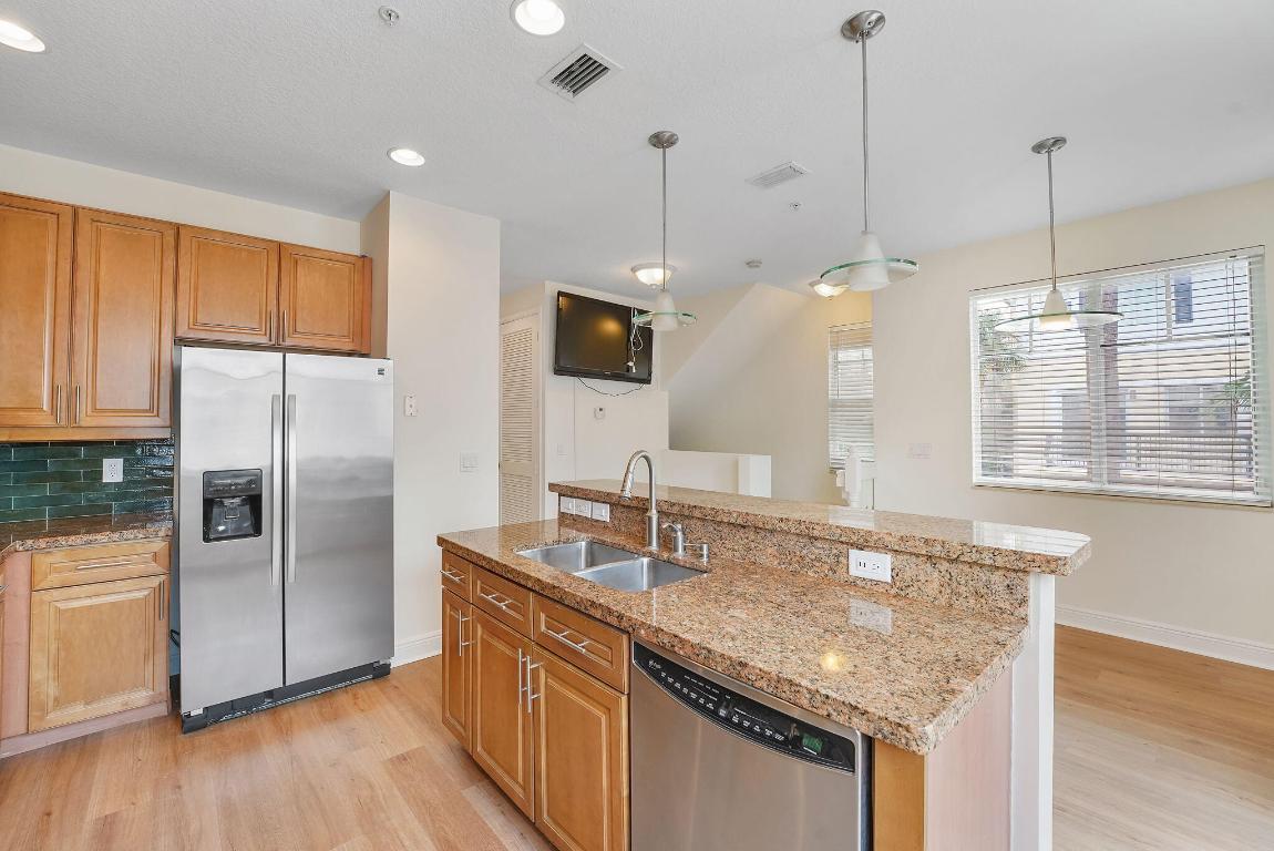 VISTAZO AT BOCA RATON - Residential Lease