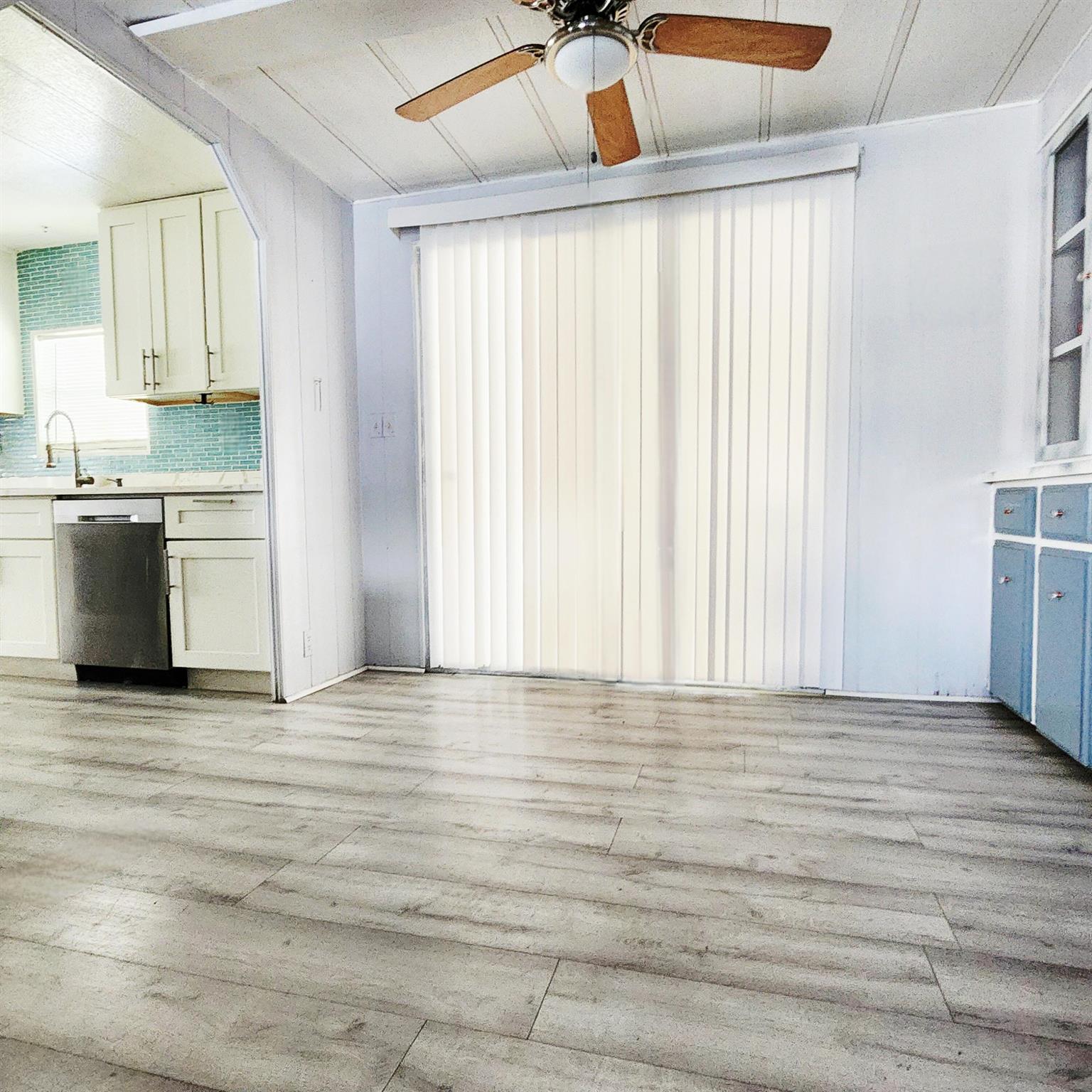 Spanish Lakes Golf Villag - Residential