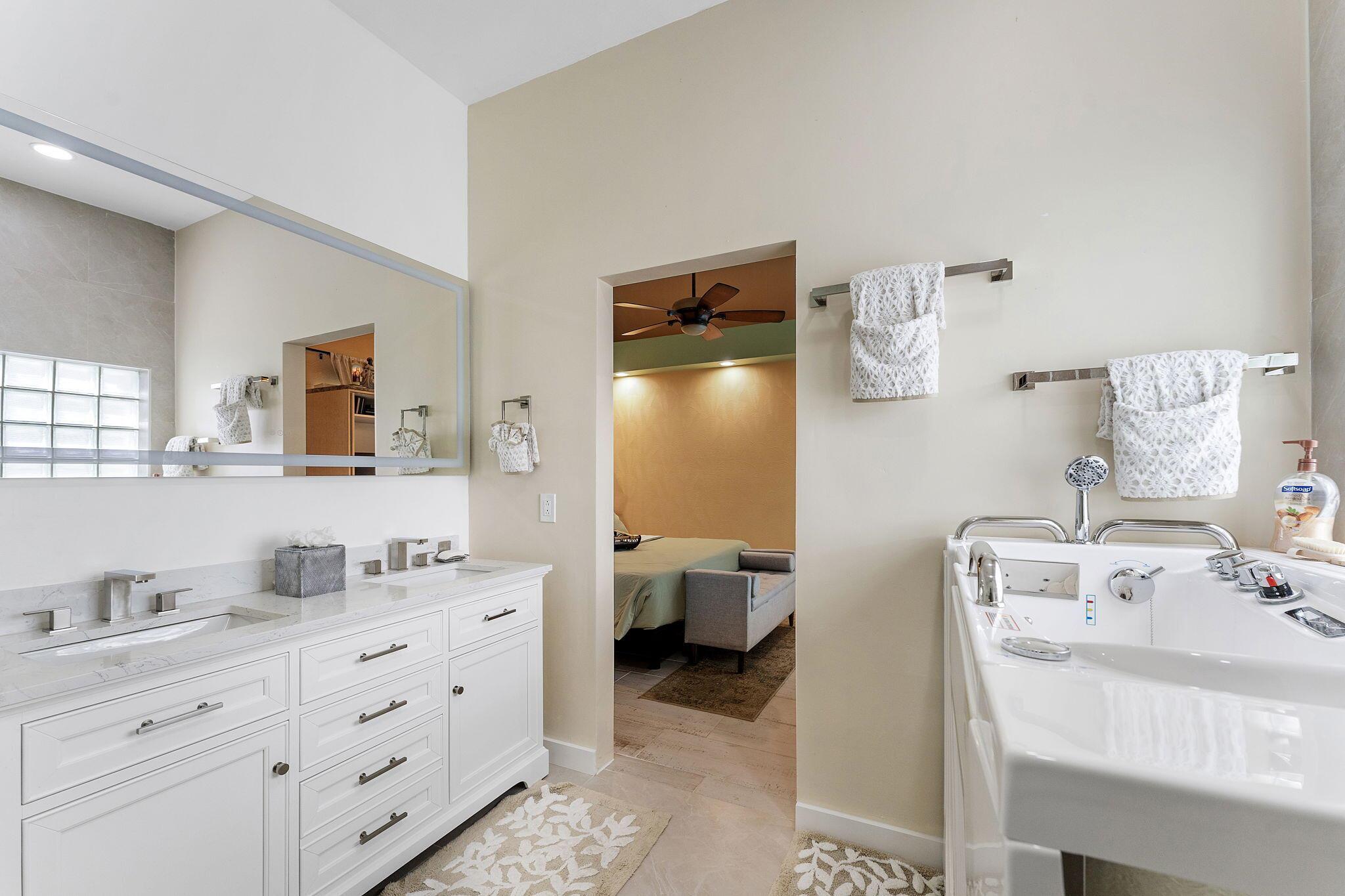 BOCA GARDENS - Residential