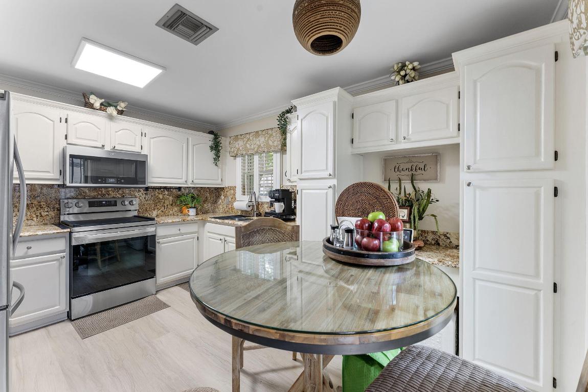 BOCA GARDENS - Residential