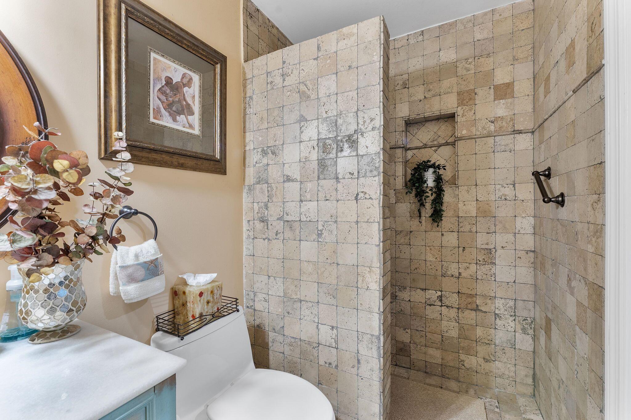 BOCA GARDENS - Residential